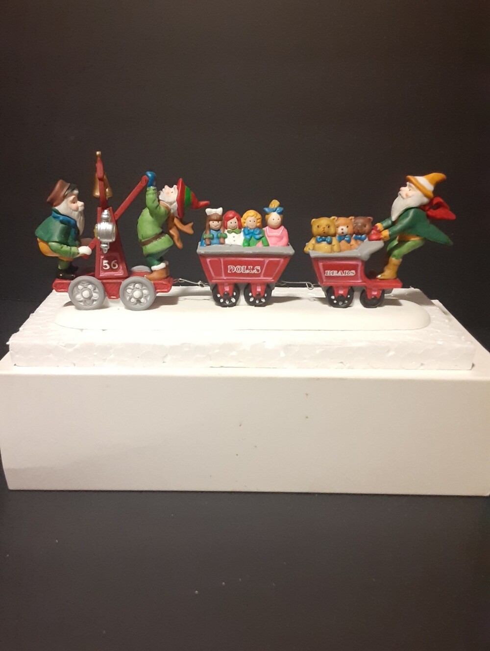 Department 56 Last Minute Delivery #56367 Christmas Village Accessory Vintage